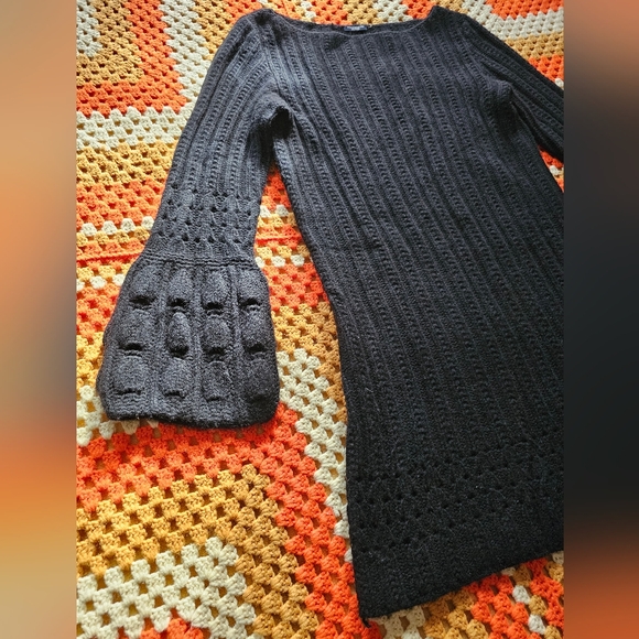 Magaschoni Dresses & Skirts - 100% Cashmere Magaschoni Ribbed Knit Black Sweater Dress with Bell Sleeves